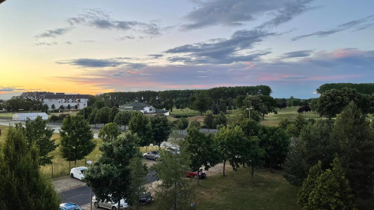 Chance Apartman Buekfuerdo Екстер'єр фото