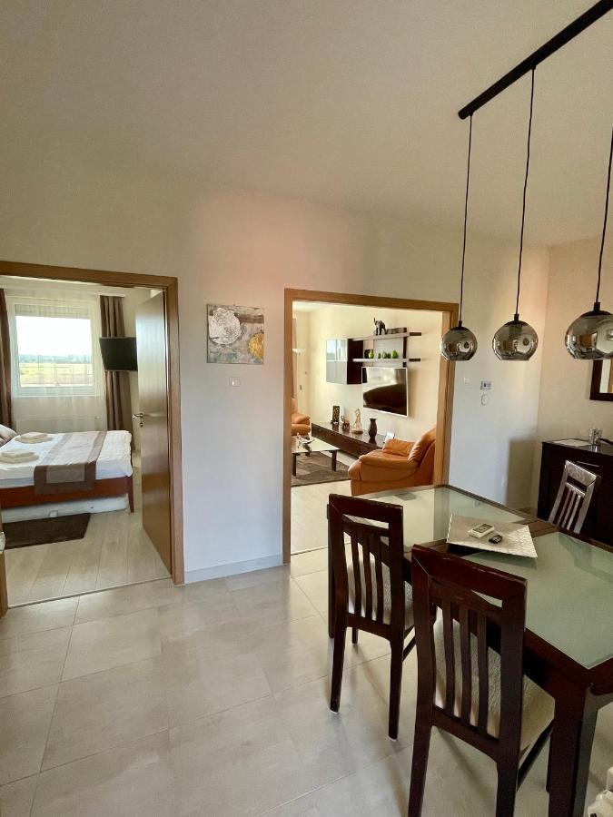 Chance Apartman Buekfuerdo Екстер'єр фото