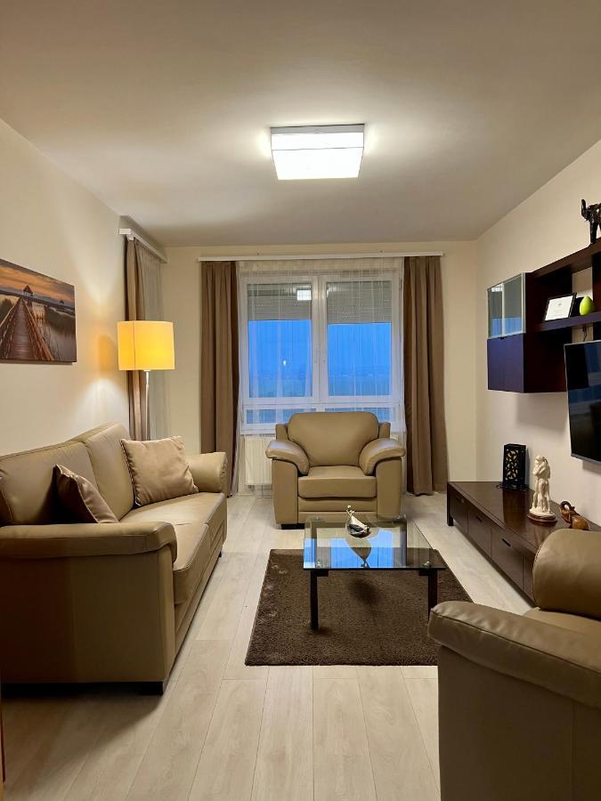 Chance Apartman Buekfuerdo Екстер'єр фото